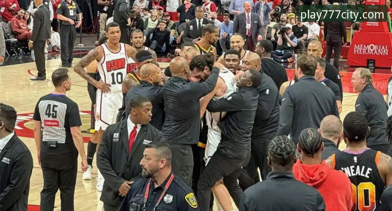 火箭多点开花vs尼克斯进攻哑火：一场战术执行的全面对比